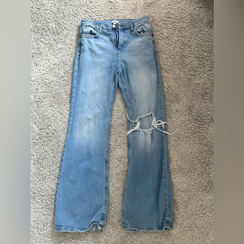 forever 21 (flared) mid rise mom jeans, size 10